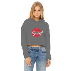 Sweet Kiss Red Lipstick Style Cropped Raw Edge Hoodie